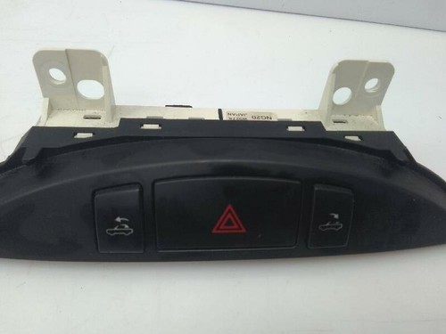 719538 warnblinkschalter mazda - warnblinkschalter,