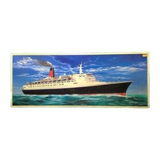Queen Elizabeth 2 1:450 Scale
