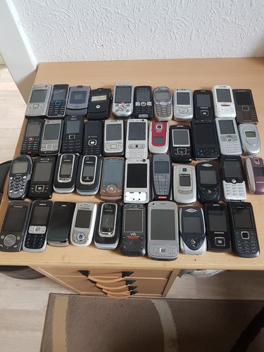 Konvolut alte mobiltelefone - konvolut,
