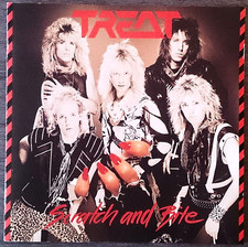 TREAT - SCRATCH AND BITE