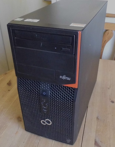 Fujitsu esprimo 556 intel - mt,