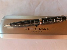 Diplomat Excellence A Plus, Kugelschreiber,  Raute Guilochiert,  Geschenkbox Neu