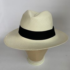 Seconds - Panamahut Handmade In Ecuador. Signature Fedora. Weiß. Größe 56cm.
