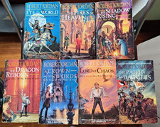 WHEEL OF TIME - ROBERT JORDAN