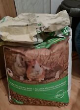 Strohpellets, Heu, 2x Freilaufgehege für Kleintiere, Hasenkäfig und Zubehör