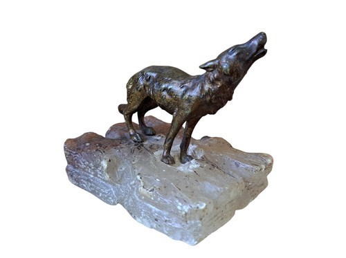 Antique bronze wolf figurine - bronze,