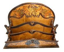 Briefständer mit Brandmalerei