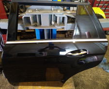 Tür hinten links Obsidianschwarz 197 Mercedes E-Klasse W212