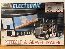 Revell Electronic 8016  Peterbilt & Gravel Trailer 1:25 Rarität und Komplett