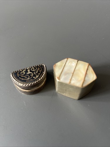 Zwei pillendosen silber - silber, o