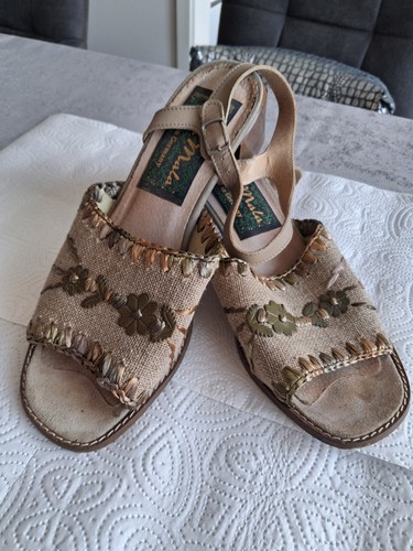 Trachtenschuhe/Sandaletten