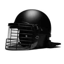 Polizeihelm mit Visier und