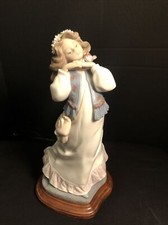 LLADRO Dreams of a Summer Past
