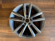 1x VW Polo VI AW Alufelge 7J x 17 Zoll Pamplona ET51 2G0601025B F4509