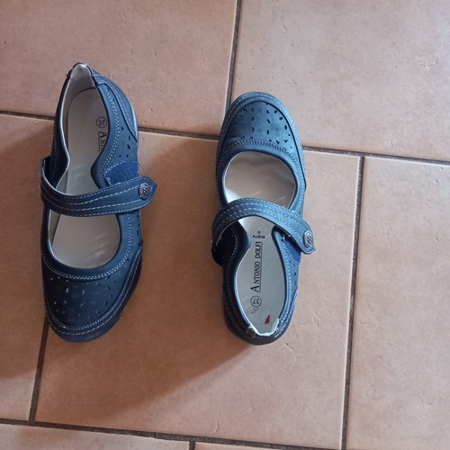 Sportliche blaue
