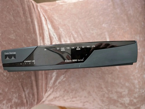 Cisco system router modell - router.,