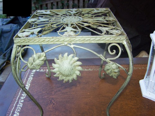 Blumentisch eisen - blumentisch,