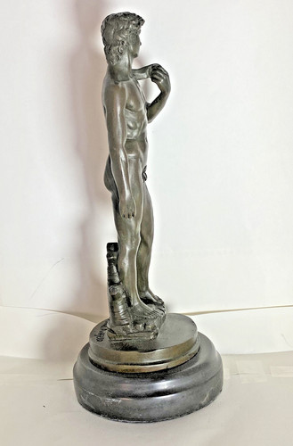 Bronzefigur david nach - bronzefigur,