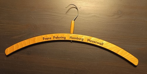 Alter antiker kleiderbügel - antiker,