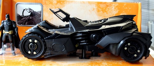 2015 batmobile tumbler batman - tumbler,
