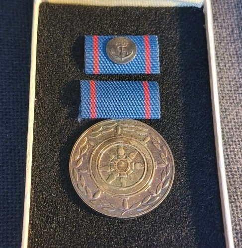 Medaille ddr für treue - für,