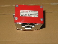 Pfeiffer TCS 010 Connection BOX / Steuergerät PM 051 460 AU Turbomolekularpumpe