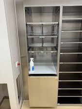 Reinraum Vorratsschrank 60x60x210 cm Edelstahl mit Abfallbehälter