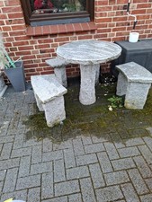 Gartengruppe aus Granitstein