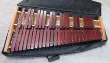 Stagg MARIMBA mit 40 Klangplatten Desktop-Set - Echtholz-Klangplatten aus Padouk