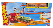 Hot Wheels Stunt Tracks Mega