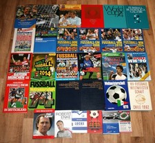 30 Bücher FUßBALL -