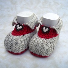 Babyschuhe Trachtenmode gestrickt Oktoberfest Socken Schühchen handmade DIY Neu!