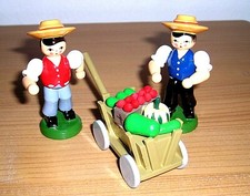 Original Erzgebirge - Fa. Esco - zwei Bübchen mit Erntewagen neu und ovp, selten