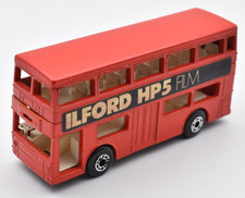 Matchbox Superfast #17 The Londoner London Bus rot. Ilford HP5 Film. England