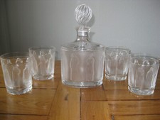 Lalique Karaffe "FEMMES ANTIQUES" Höhe: 24 cm,4 dazugehörige Gläser, 