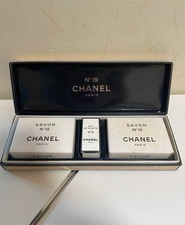 CHANEL Savon N°19 75g 2
