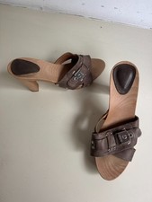 Scholl Pantoletten Mules Clocks Gr. 39, braun, NEU im Karton