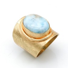 Vergoldeter Larimar Edelstein