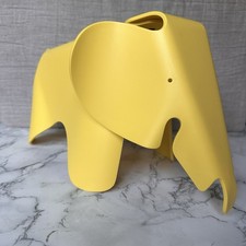 Vitra Eames Office Small