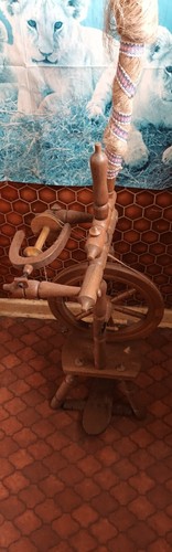 Spinnrad antik - spinnrad,