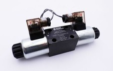 Sauer Danfoss 4/3Wegeventil