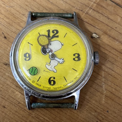 Vintage timex snoopy mystery - snoopy,