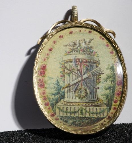 Medaillon anhänger - medaillon,