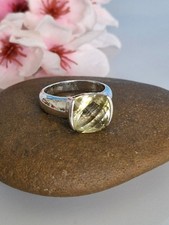 Wunderschöner massiver Ring