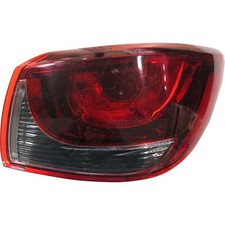 Rückleuchte rechts aussen