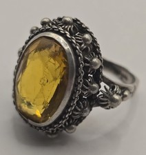 Vintage Ring mit Schmuckstein