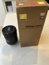 Nikon AF-S DX Nikkor 18-200mm