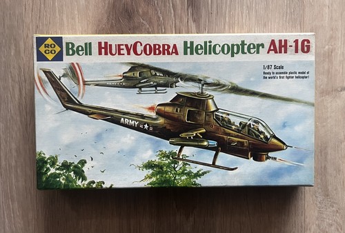 Roco 247 bell huey - 1/72,