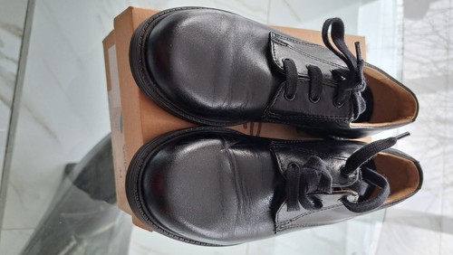 Schwarze lederschuhe für - schwarze,