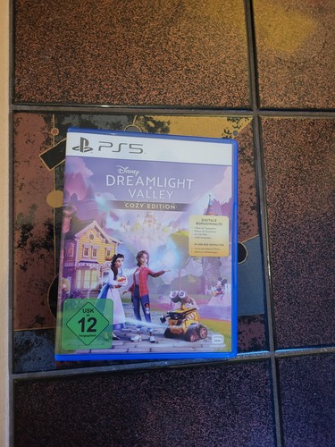 Disney dreamlight valley - disney, cozy